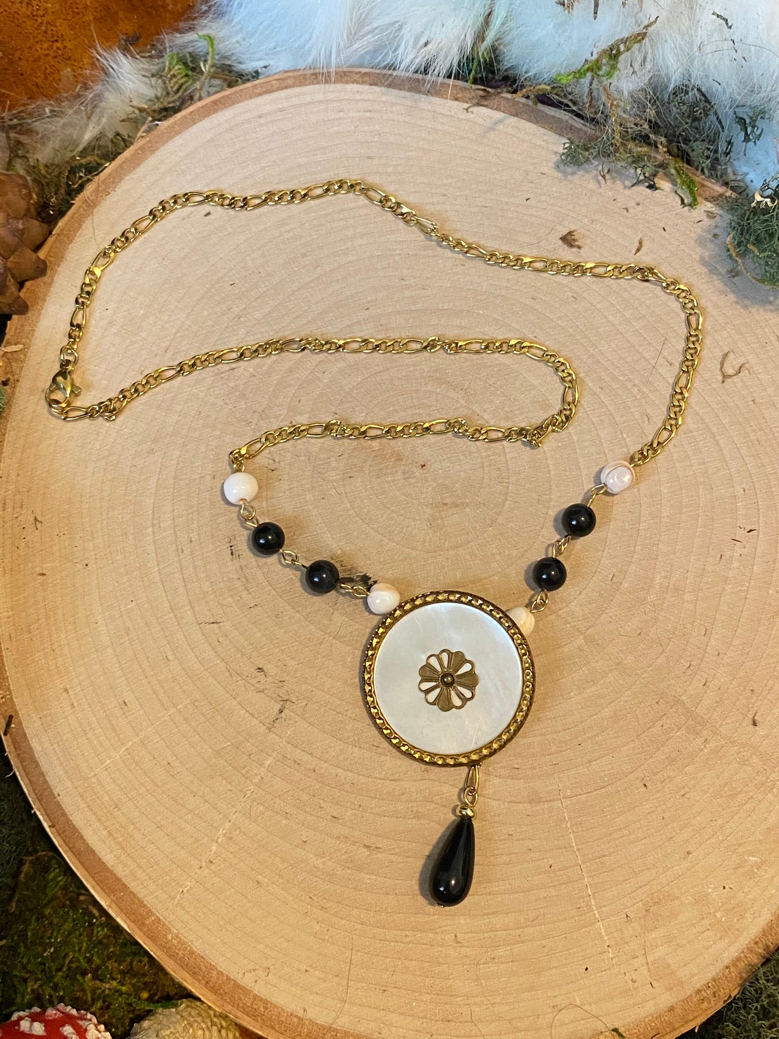 Aphrodite Epitymbidia Earrings & Necklaces