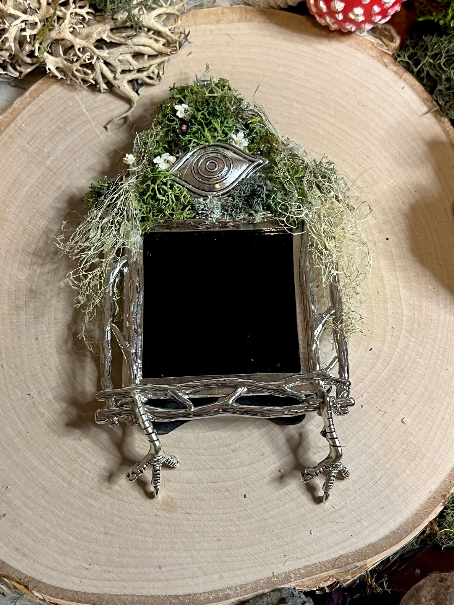 Nestlings of Baba Yaga - Scrying Mirror