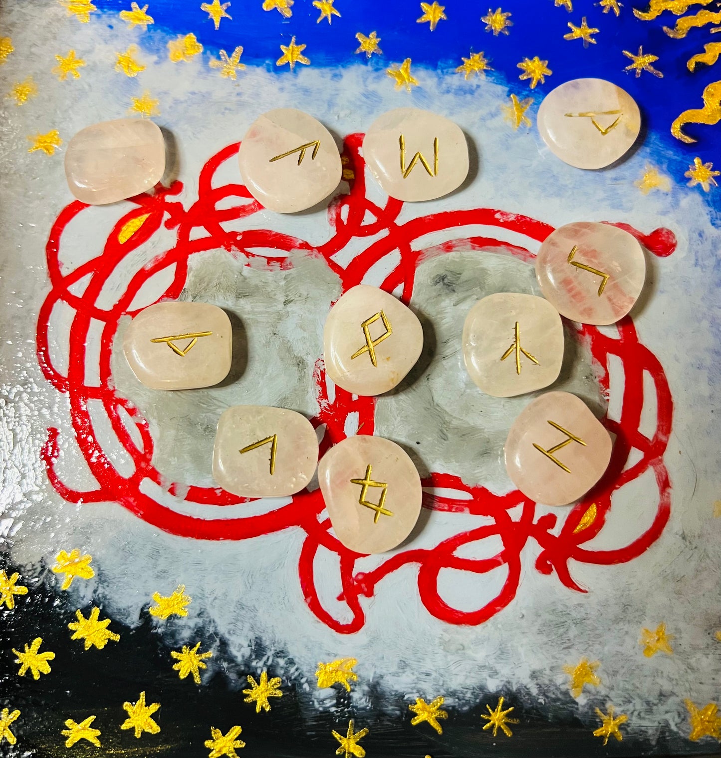 Readings with Robin: Runes, Bones, and Tarot