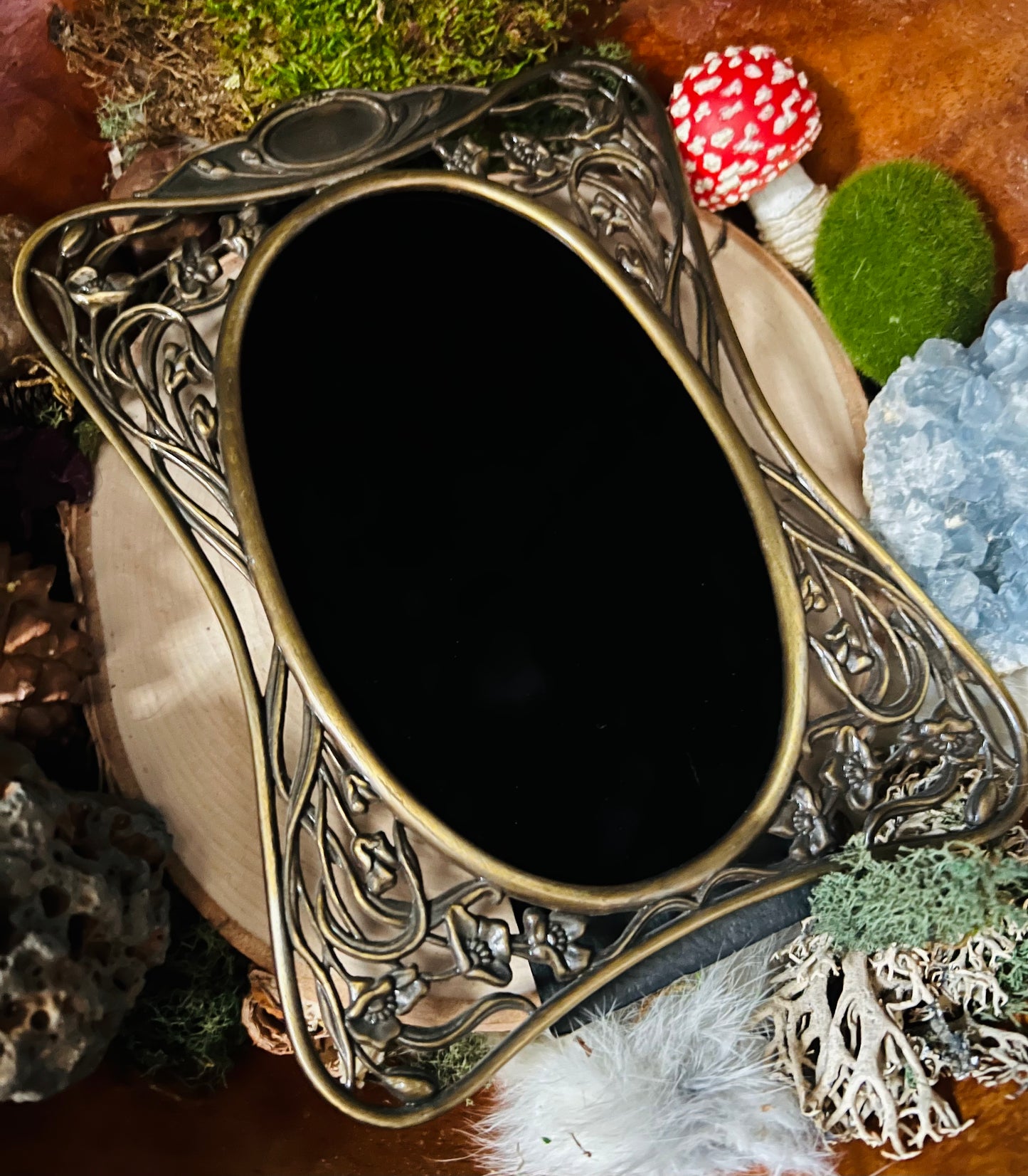 Garden of the Fae Scrying Mirror