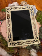 Familiar Labyrinth Scrying Mirror