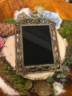 Familiar Labyrinth Scrying Mirror
