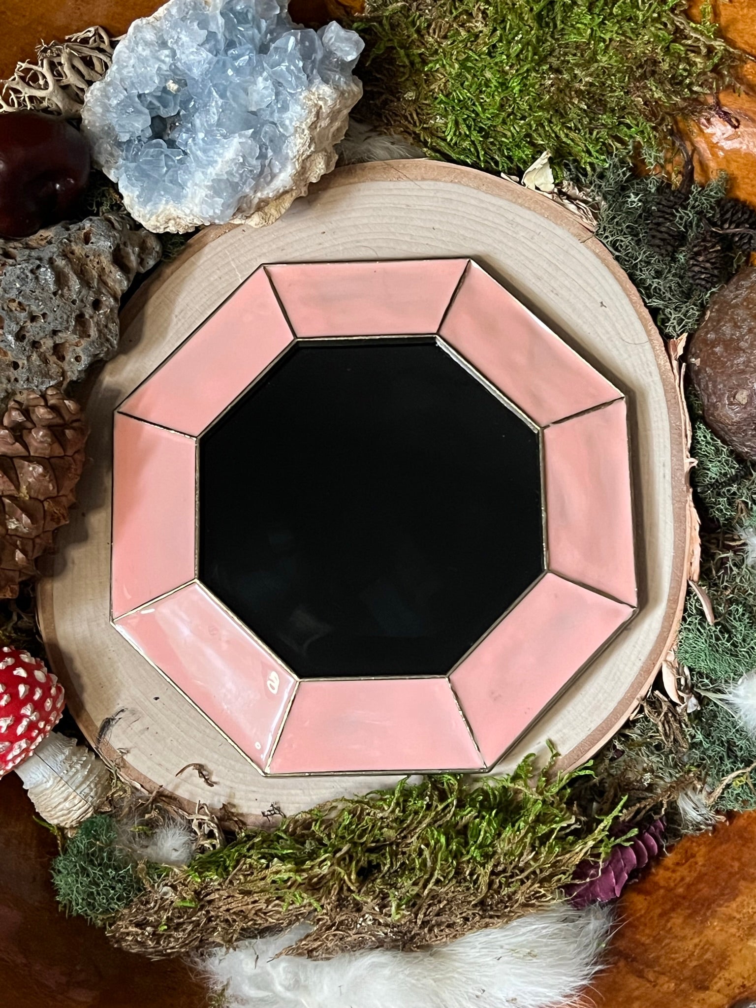 (Drag) Queen's Boudoir Scrying Mirror