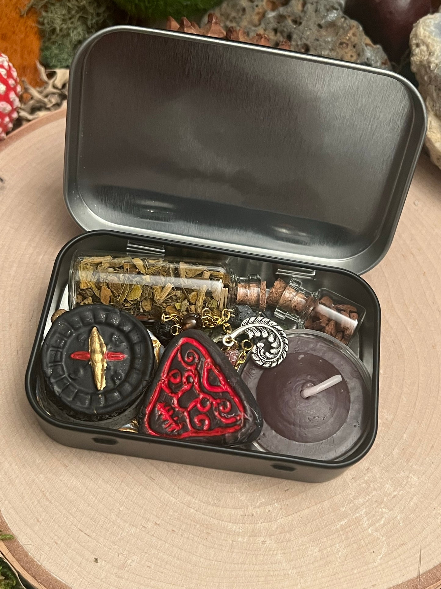 Loki's Loot - Travel Altar