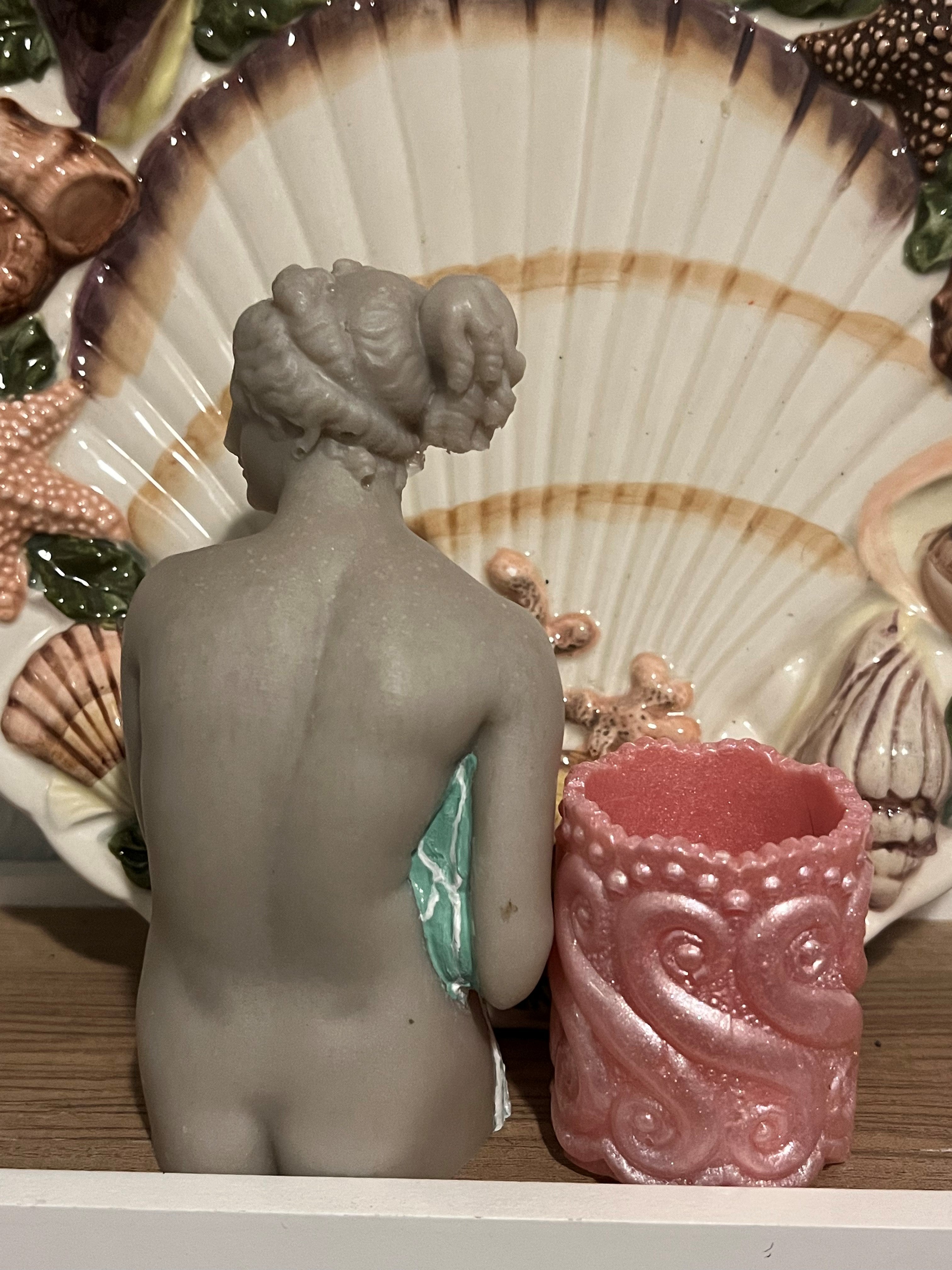 Aphrodite Anadyomene - Hand-Painted Alabaster Statue