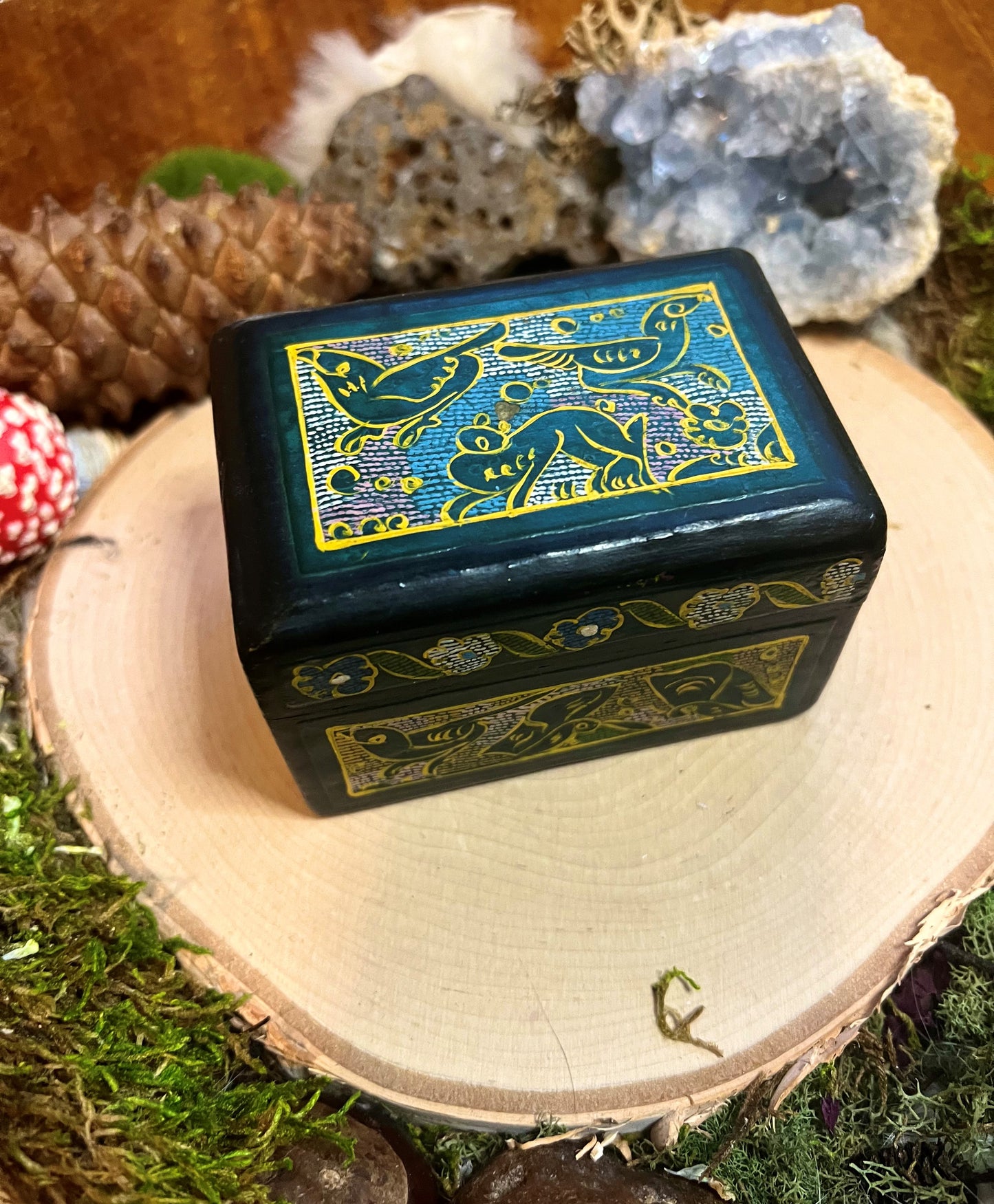 Bird Bacchanalia - Vintage Dionysos Altar Box/Travel Altar