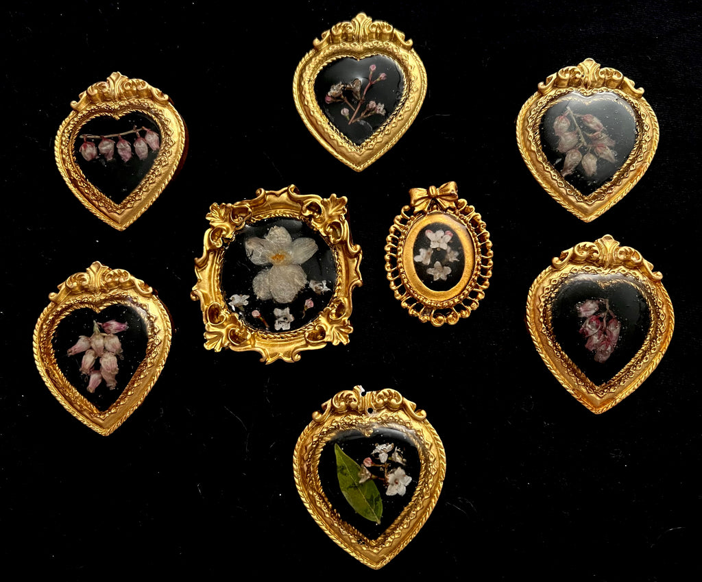 Grave Flowers - Floral Offerings for Ancestor Veneration