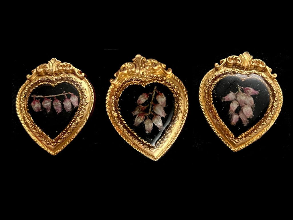 Grave Flowers - Floral Offerings for Ancestor Veneration