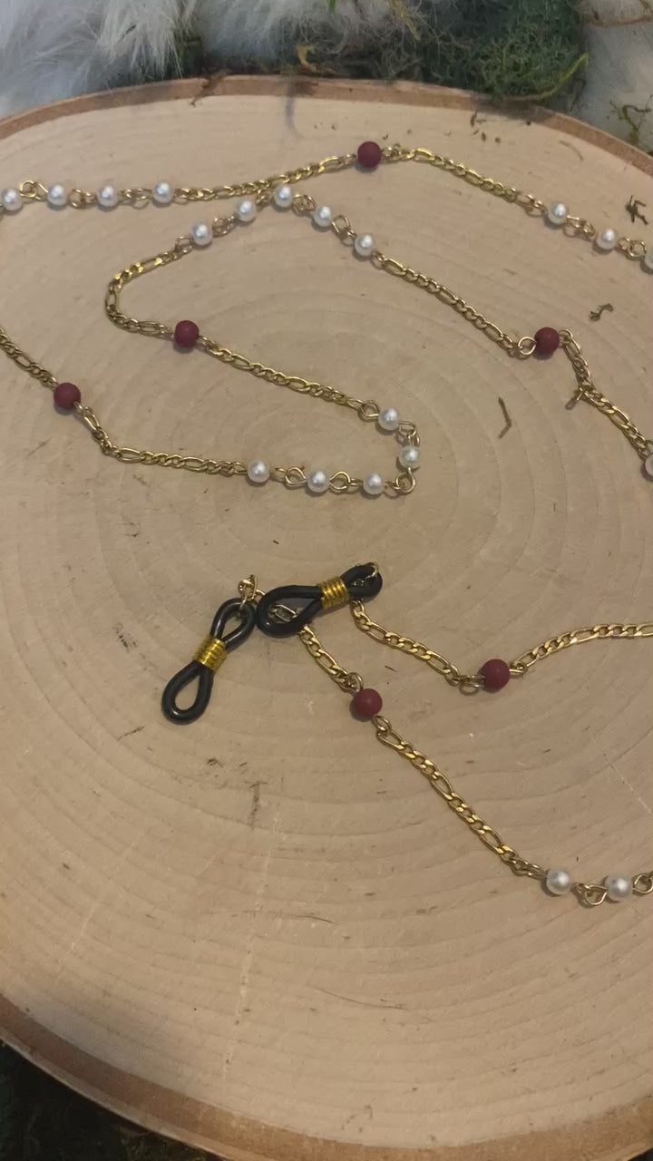 Amuletic Eyeglass Chains