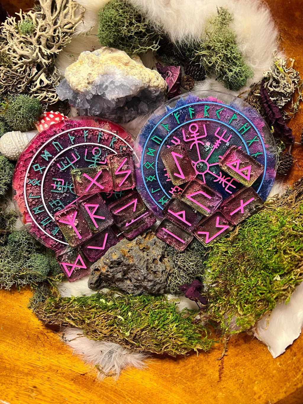 Poison Path Rune Divination Set