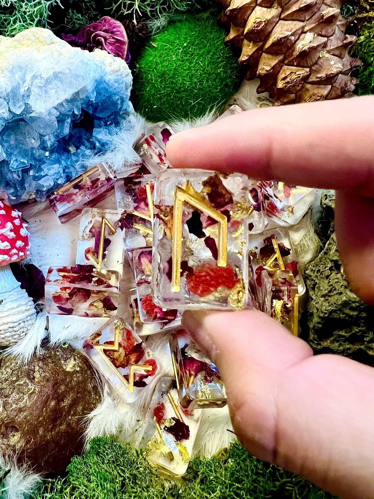 Dark Goddess Rune Set