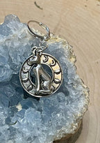 Bastet's Midnight Gaze